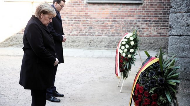 Angela Merkel en visita a Auschwitz: Me siento profundamente avergonzada