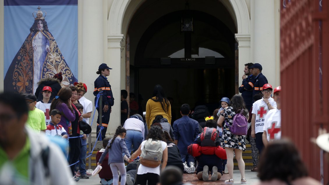 Se espera un millón de personas en tradicional peregrinación a Lo Vásquez