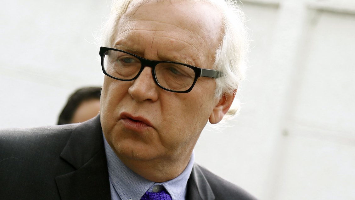 Burgos y acusación contra Piñera: Es un atajo para intentar poner término a un mandato democrático