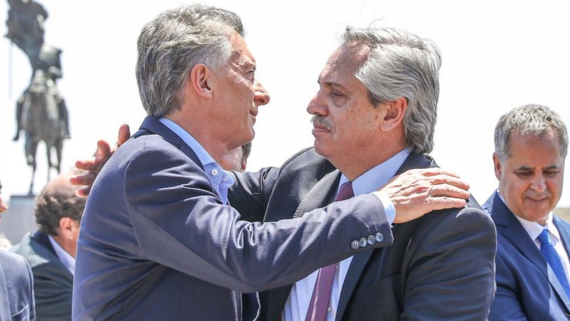 Alberto Fernández y Macri fueron juntos a misa por la 