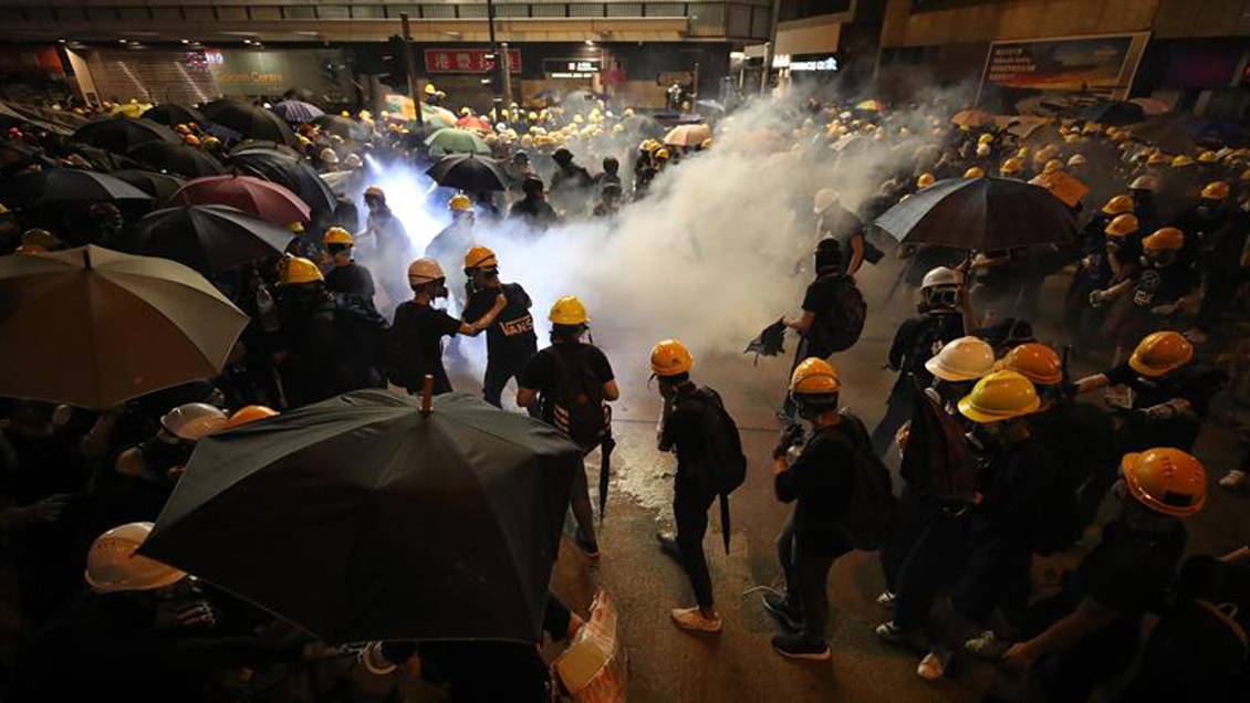 Manifestantes vuelven a las calles de Hong Kong para mantener vivo el movimiento