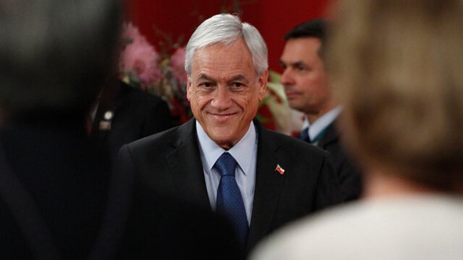 Cadem: Aprobación de Piñera subió tres puntos y alcanzó el 13 por ciento