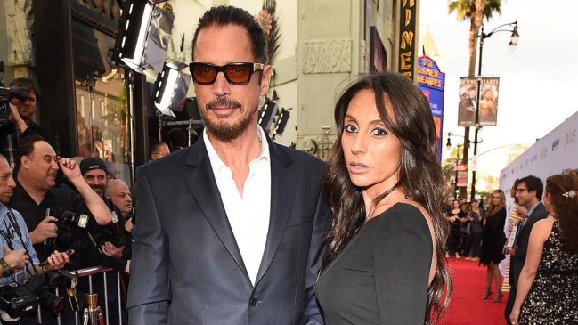 Viuda de Chris Cornell demanda a miembros de Soundgarden