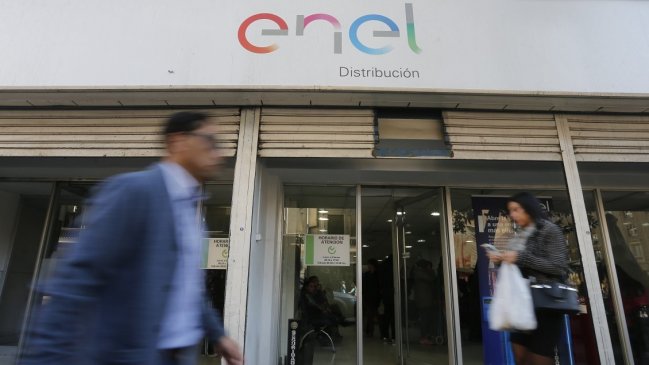 Diputados aprobaron proyecto que limita ganancias de las empresas eléctricas