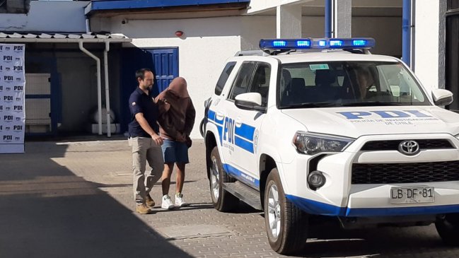 Tres detenidos por saqueos a sucursales de Entel y el Banco Santander en Talca
