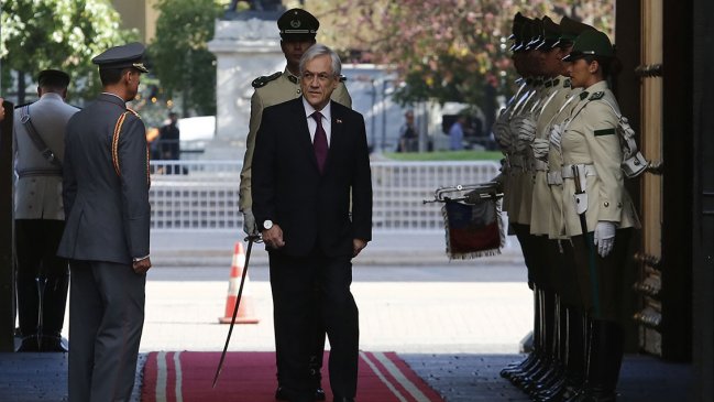 Presidente Piñera declinó viajar al cambio de mando en Argentina