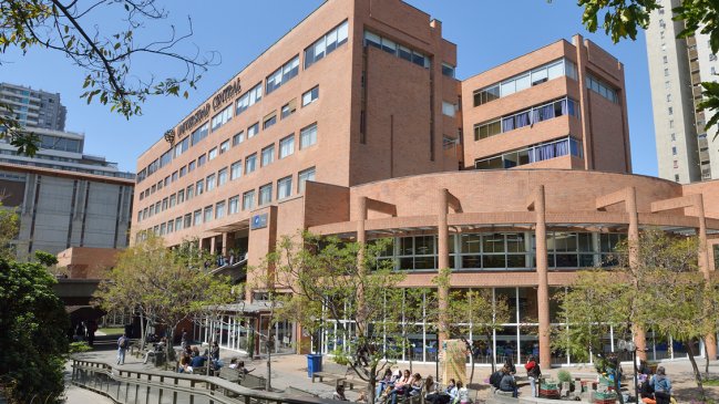 En la Universidad Central ningún funcionario recibirá menos de 500 mil pesos brutos al mes