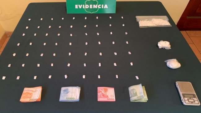 Detuvieron a familia acusada de usar almacén como fachada para vender drogas