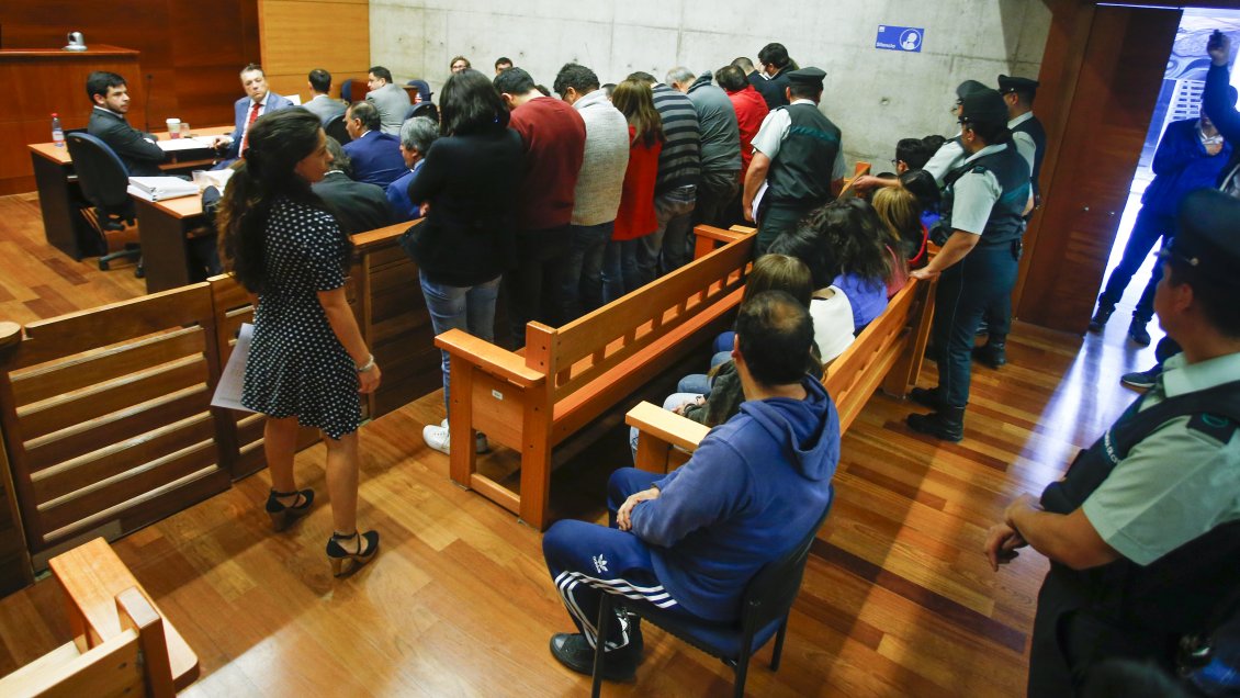 Formalizan a veintena de involucrados en presunta red de corrupción del Minvu