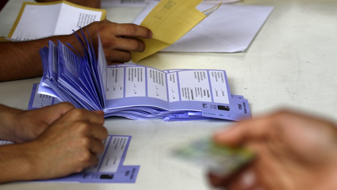 Más de 200 municipios desarrollan consulta ciudadana por temas políticos y sociales