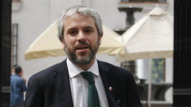 Blumel y consulta municipal: Siempre son positivos estos ejercicios de participación ciudadana