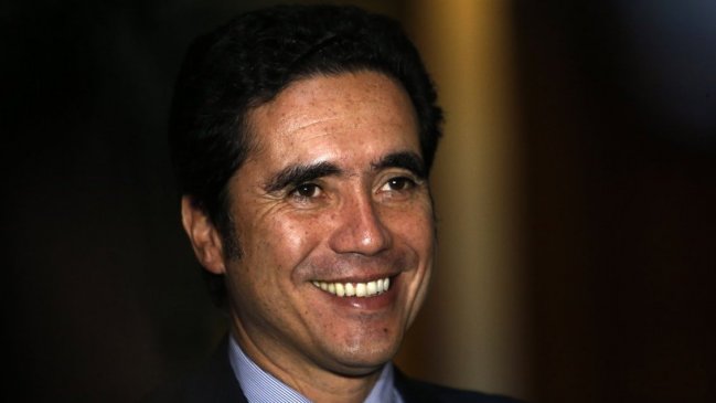 Ministro Briones desdramatizó opción de ser interpelado: 