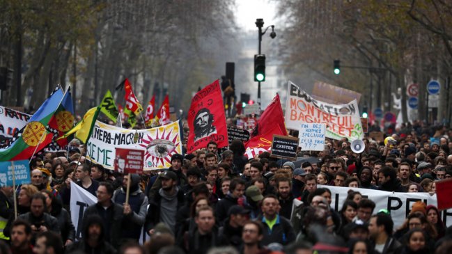 Los sindicatos franceses salen a la calle contra la reforma de pensiones