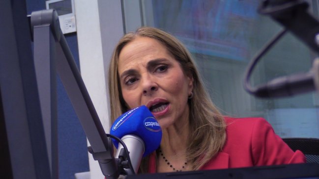 Ministra Plá y cuestionamientos tras crisis social: Las críticas forman parte del cargo