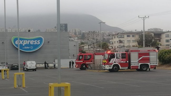 Explosión se registra en supermercado Líder de La Serena