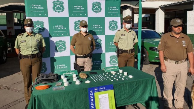 Mujer de 72 años fue detenida como sospechosa de vender drogas en Las Condes