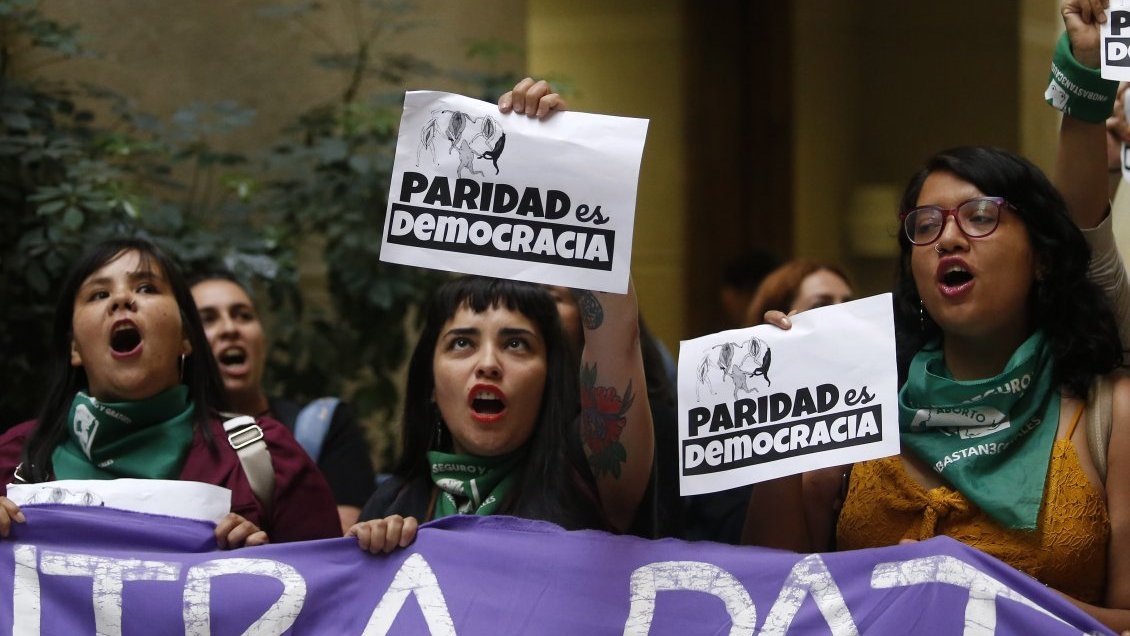 Comisión de Constitución aprobó paridad de género en la Convención Constituyente