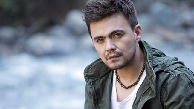 Mario Guerrero lanza 