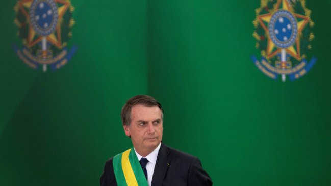 Lula dice que Bolsonaro quiere destruir a Brasil como en la Alemania nazi