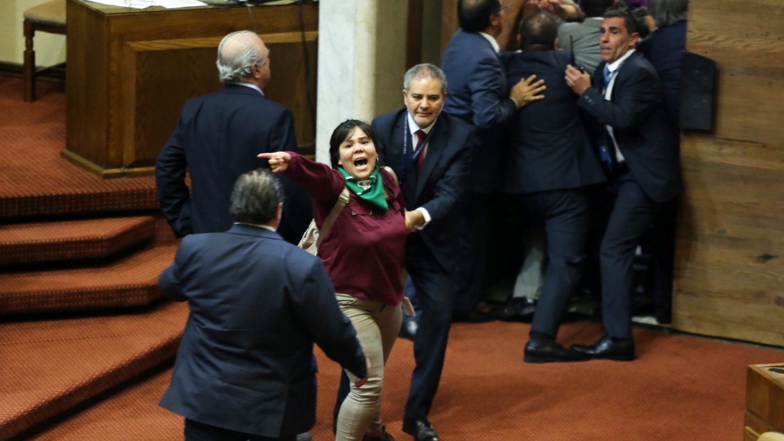 Cámara de Diputados presentará denuncia penal por irrupción de mujeres en la Sala
