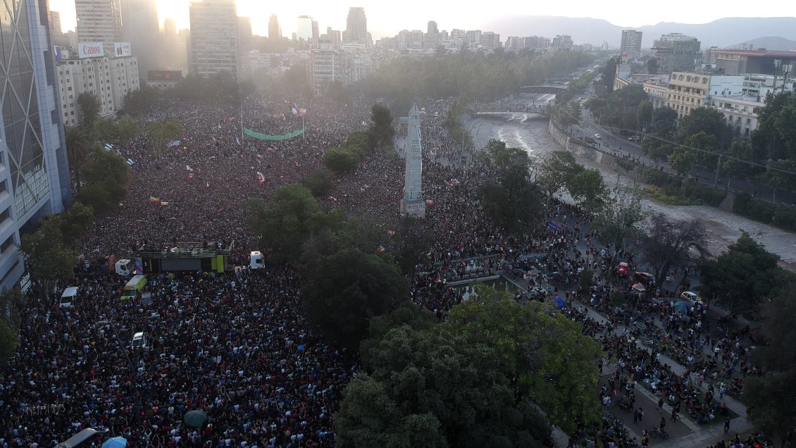 Carabineros evidenció considerable baja de asistentes a marchas a nivel nacional durante diciembre