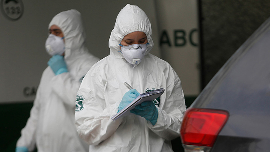 Bus del Transantiago resultó completamente quemado en Estación Central