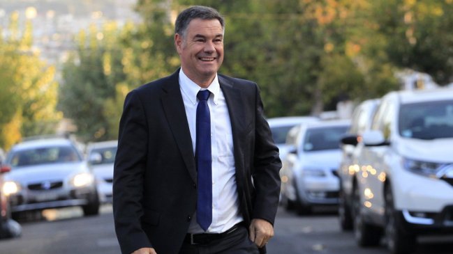 Senador Ossandón por crisis en Chile Vamos: No se negocia con matonaje o amenazas