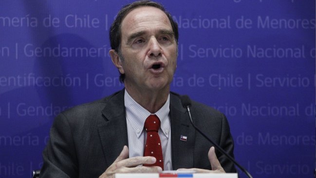 Ministro Larraín: Informe INDH nos obliga a fortalecer nuestras instituciones