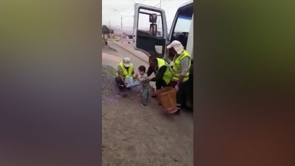 Trabajadores sorprendieron a niño con regalo navideño
