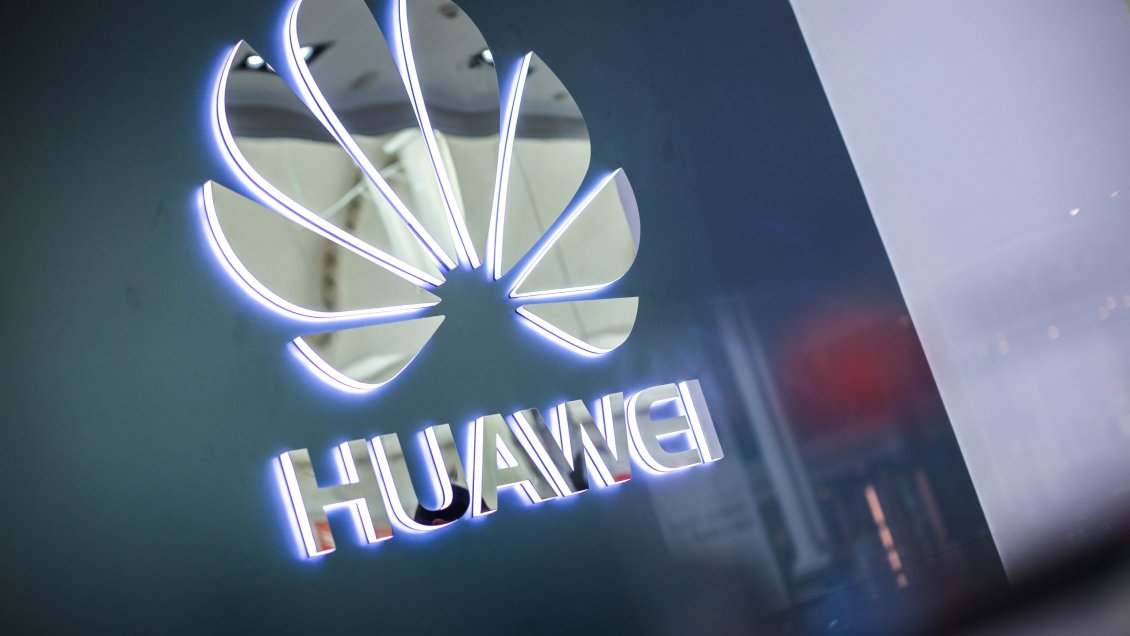 Gobierno chino dio 75.000 millones de dólares a Huawei para llegar a la cima, según el WSJ