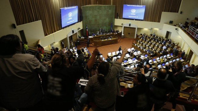 UDI propone sancionar a asesores que organicen o participen en funas en el Congreso