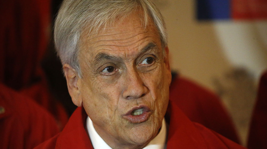 Piñera viajó de sorpresa a Valparaíso y anunció plan de reconstrucción