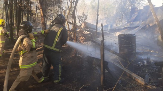 Onemi decretó alerta roja por incendio forestal en San Javier