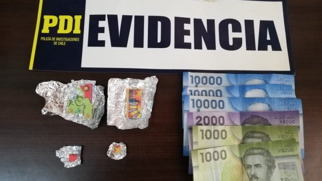 Detienen a sujetos que utilizaban aplicación de citas para vender LSD en Pichilemu