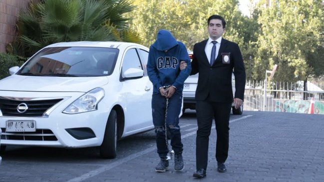 PDI arrestó a adolescente que ostentaba en redes sociales sus robos