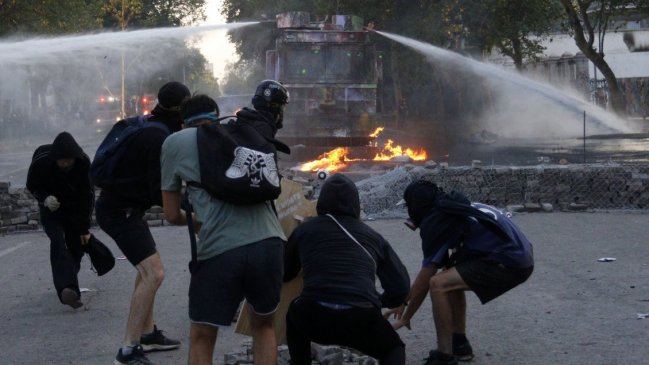 Fiscalía ordenó pericias químicas a elementos disuasivos utilizados por Carabineros