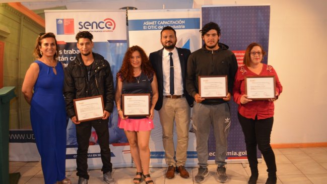 Pescadores de Caldera se capacitaron en seguridad de faenas portuarias