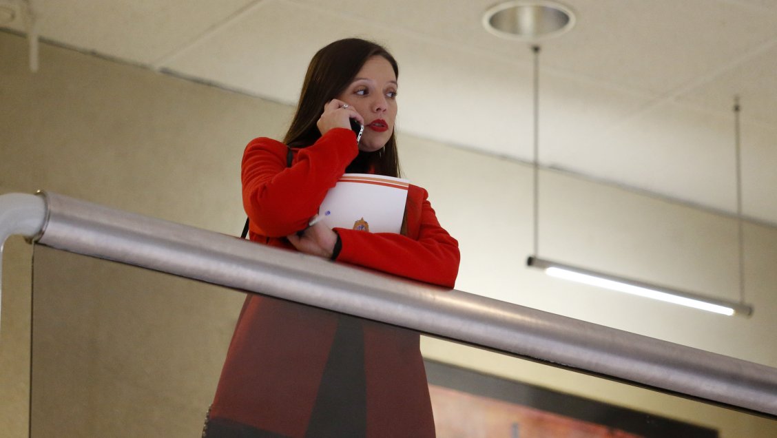 Diputada Camila Flores denunció haber sido expulsada de tienda comercial