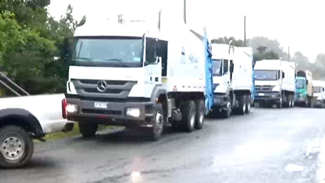 Se agudiza crisis de la basura: Camiones de Ancud intentaron botar sus desechos en Quellón
