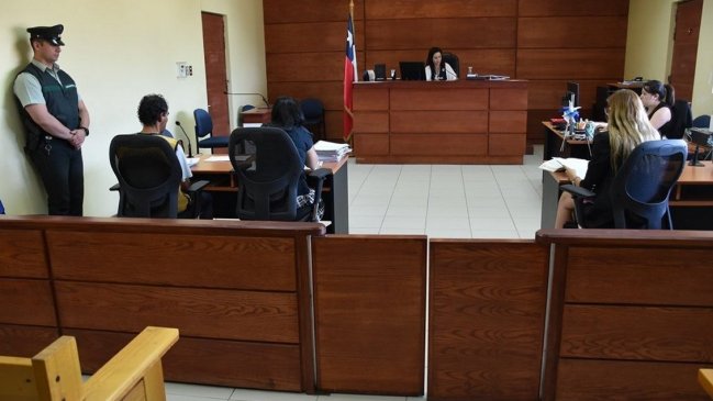 En prisión preventiva quedó un hombre acusado de fracturar la mandíbula de su pareja