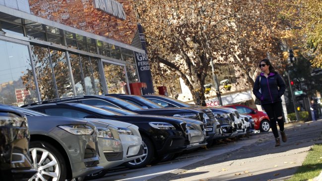 Venta de autos nuevos cae 10 por ciento, pero alcanza su tercer mejor registro en 2019