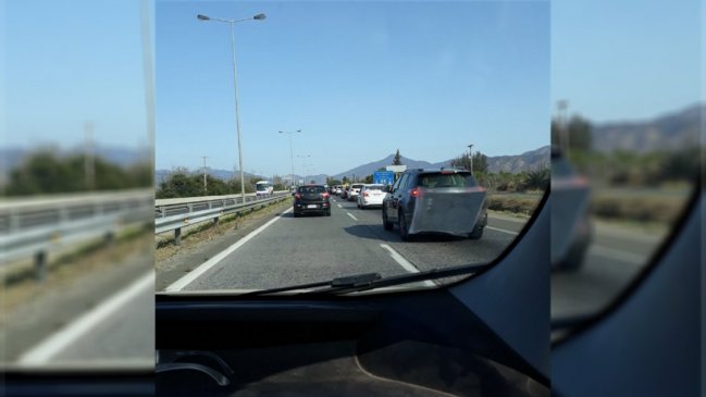 Protesta en cercanías del túnel Lo Prado genera alta congestión en la Ruta 68