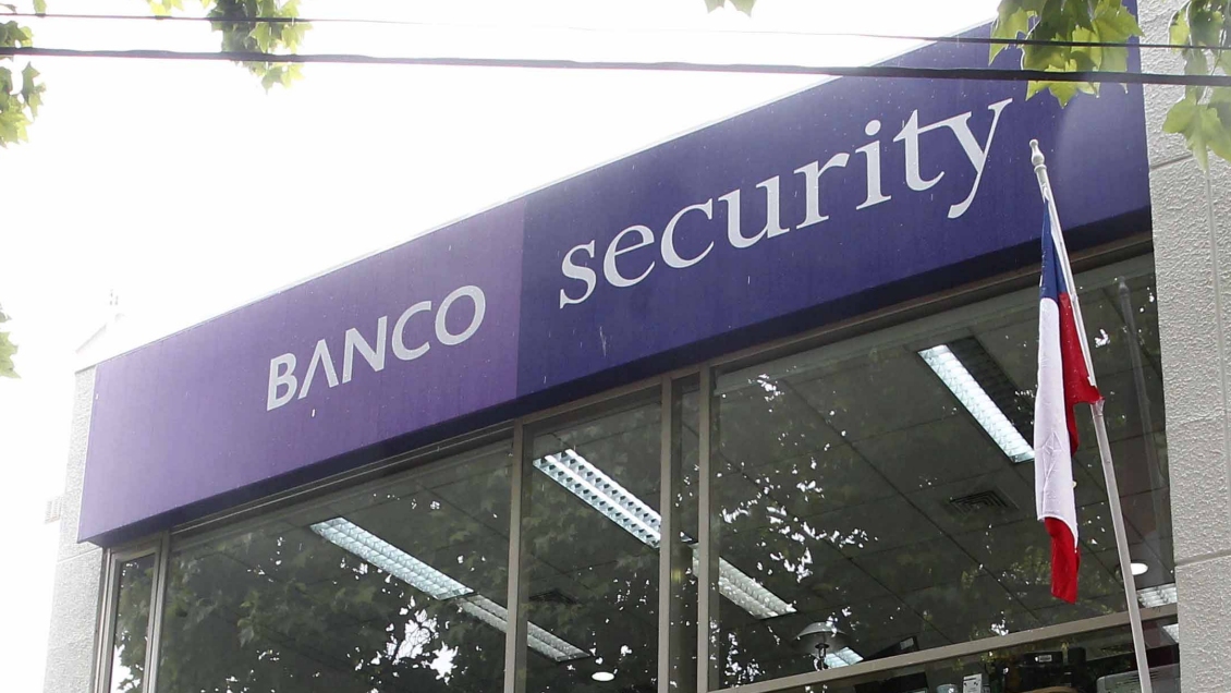 Banco Security compensará a clientes con hasta 455 mil pesos por cobros indebidos