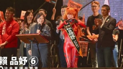  Cosplayer ganó elecciones en Taiwán y celebró con disfraz  