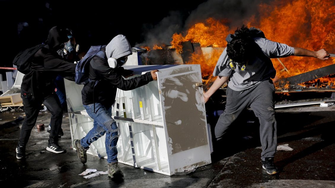 Gobierno estima 1.400 millones de dólares en daños a infraestructura desde el 18 de octubre