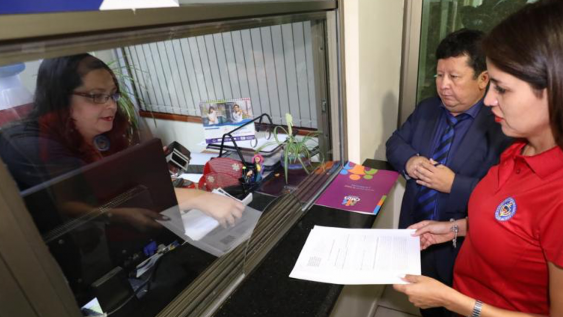 Alcaldesa presentó querella por ataque a ex liceo de hombres en Antofagasta