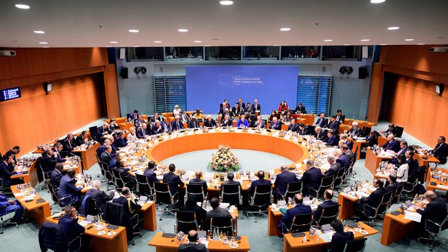  Conferencia sobre Libia acuerda alto el fuego  