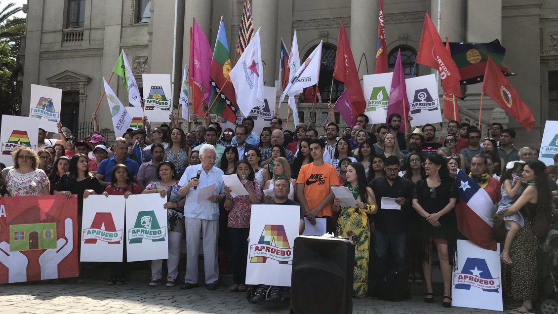 Partidos y organizaciones lanzaron campaña para incentivar participación en el plebiscito