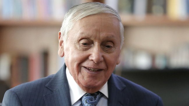 Obispo evangélico Eduardo Durán denunció robo de dinero y joyas desde su parcela