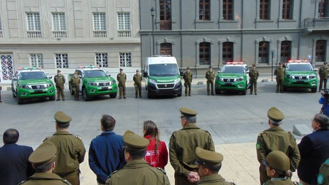 Carabineros estrenó cinco nuevos vehículos en la Provincia de Magallanes
